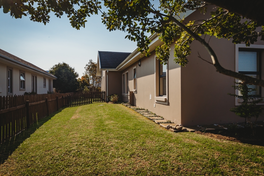3 Bedroom Property for Sale in Kraaibosch Country Estate Western Cape